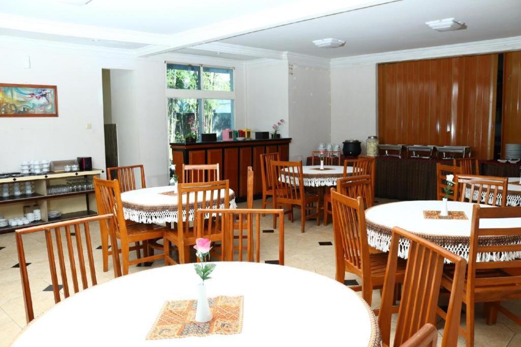 Hotel Tiara Garut Exterior foto